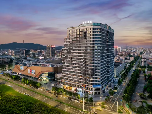 โรงแรม JI สาขา สถานีตะวันออก เจียงเหมิน จัตุรัสว่านด้า เจียงไห่