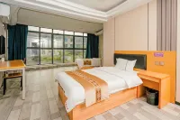Yushu 8 Premium Hotel - 2-Star