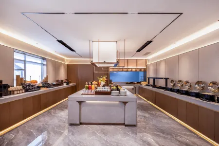 Atour Hotel Xi'an Qujiang Datang Everbright City Отели рядом с достопримечательностью «Jingyugou Scenic Resort, Xi'an»