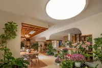 Floral Hotel · MiLin ChunHuan Hotel - Jacuzzi