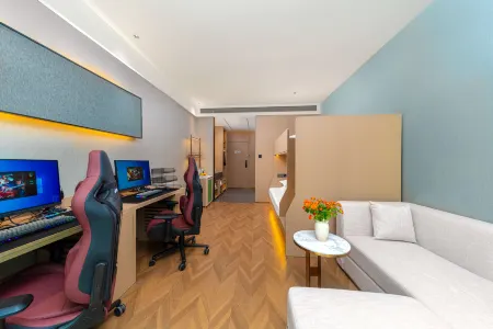 lan ting hotel Отели рядом с достопримечательностью «Zhonggulou»