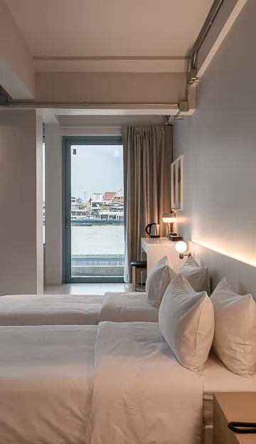 ริเวอร์ฟร้อน 2 เบดรูม