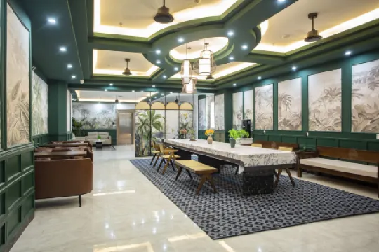 Ant hostel (Haikou Arcade Street） Отели рядом с достопримечательностью «Main Plaza»