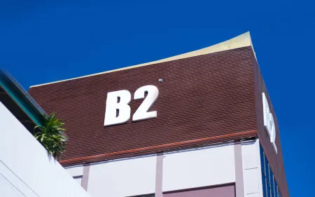 B2 Chang Phueak Gate Premier Hotel Отели в г. Чиангмай