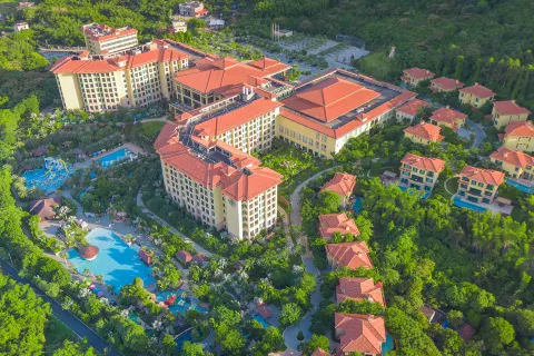 Regal Palace Resort & Spa
