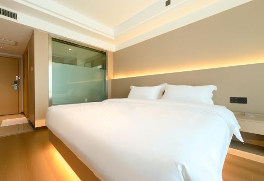 2. 루이 타임 호텔..