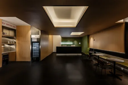 SFEEL DESIGN Hotel (Chengdu Shuangliu International Airport) Отели рядом с достопримечательностью «Jiaolonggang Zhanshi Center»