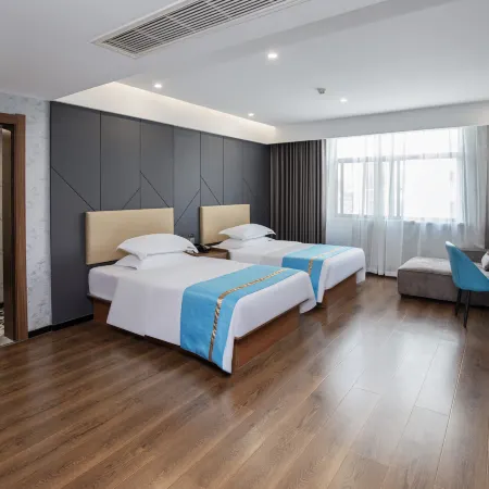 Durian Candy Hotel (Qianshan Citizen Square Branch)