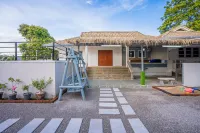 Starlight pool villa
