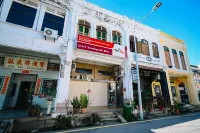 Swing & Pillows @ 87 Chulia St, Georgetown Penang