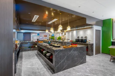 MEHOOD LESTIE Hotel Jingdezhen China Ceramic Museum Отели рядом с достопримечательностью «Moon Lake Scenic Area»