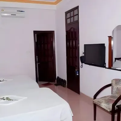 Cat Phu Hotel Hotels near The World Coffee Museum