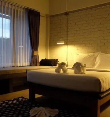 ห้องเบสิค เตียงใหญ่ (ขึ้นลงโดยใช้บันได)