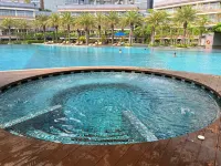 Gold Coast PIK Sea View Apartments by Rentrooms - Ocean View