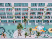 Sugar Marina Hotel -POP- Kata Beach Отели рядом с достопримечательностью «Большой Будда»