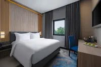 Aston Inn Rembang Hotel dekat LB KARTINI PUSAT BELANJA HP DAN ACC TERLENGKAP