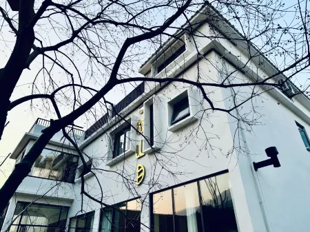 LU SHAN ZHENSHANYUE INN Отели рядом с достопримечательностью «Shimen Mountain Stream»