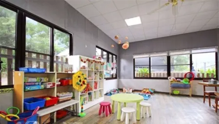 Pines Garden Отели рядом с достопримечательностью «Chung Tai Chan Monastery»