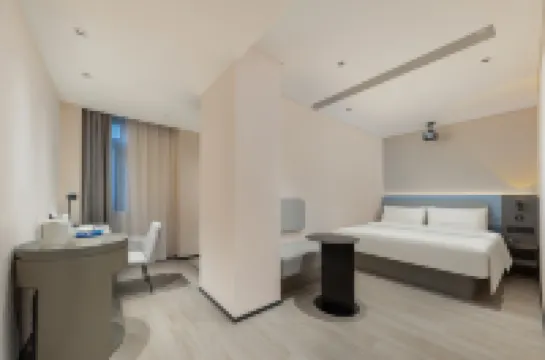 Beijing Guomao Chaoyang Heshenghui Atour Light Hotel Hotels near Baiziwan