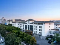 Days Hotel & Suites by Wyndham Fudu Changzhou Các khách sạn ở Thường Châu