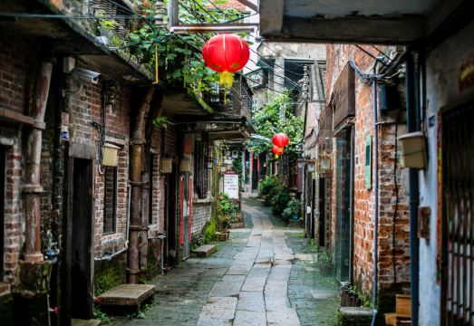 이쟈무플러스 호텔