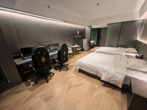 Jingchao E-Sports Hotel (Liuzhou Chengzhong Wanda Plaza)