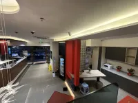 Haiyue X Hotel (Guanzhong Port Couple South Road Store)