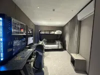 Fuchuan Maple Leaf E-Sports Hotel