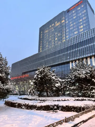 Wanda Realm Beijing Отели рядом с достопримечательностью «Wuhan Garden»