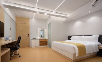 Boke Parker · Lake View Hotel (Changsha Huanghua International Airport T2 Terminal Branch)