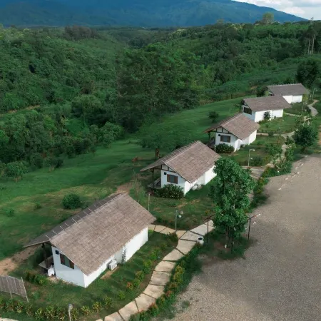 Utopua resort Отели рядом с достопримечательностью «Wat Prang»