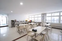 Homeinn Ease Hotel (Xuzhou Yunlong Lake Huaihai New World) - 2 stjerner