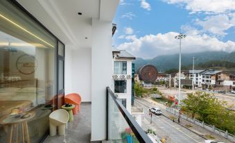 Bandu Mountain Ruoyu Lane Courtyard Accommodation