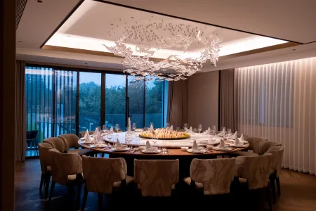 Liyang QUCHANLI Hotel Отели рядом с достопримечательностью «Paradise of Birds»