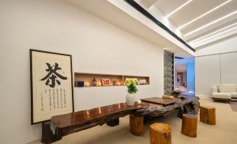 Jiayang Group, Wohong Village, Yuyao, Zhejiang, China, 450 meters north of Maohuping