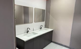 Jinshan Hotel