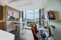 Yijie Electric Sports Hotel - Esports