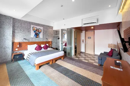 The 1O1 Bandung Dago