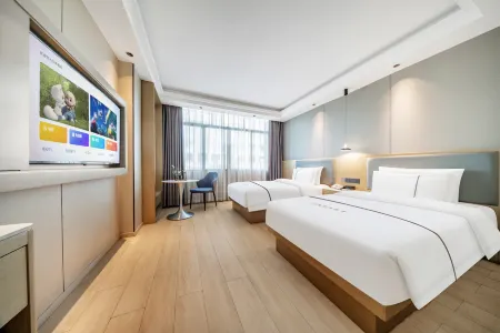 Pujiang Boya Hotel (Motor Vehicle Test Center Branch) Отели рядом с достопримечательностью «Jiangnan Diyijia Scenic Resort»