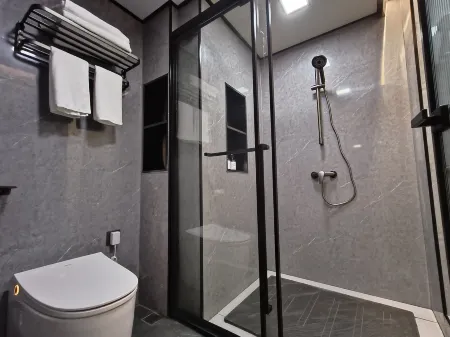 Xiangjiang Hotel Отели рядом со станцией Hengyang East Railway Station