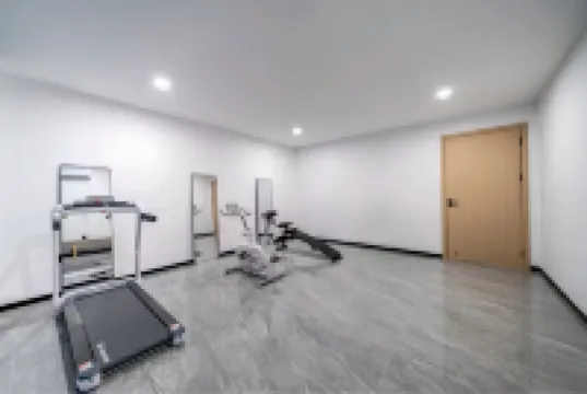 Ritz-Carlton (Sanya Dynasty Scenic Area Haikou Duty-Free City Store)