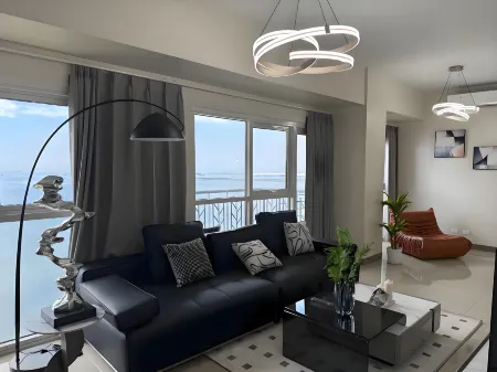 Luxurious Modern Cozy Manila Bayview Pool View 1 2 3 Bedrooms Near Manila Airports Okada Solaire MOA Отели рядом с достопримечательностью «Arista Place»