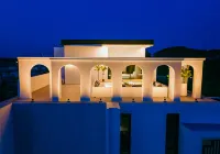 Safe house Sirintara Hotels near Tweechol Botanical Garden