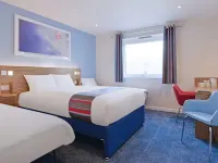 Travelodge London Beckton Hotels near ولويش