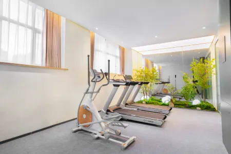 MEHOOD LESTIE Hotel (Shanghai Songjiang Station) Отели рядом с достопримечательностью «Zuibaichi Park»