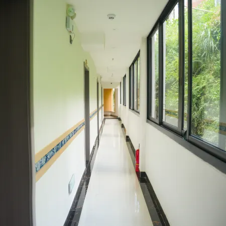 Yang'ani Boutique Homestay (Xijiang Qianhu Miao Village Scenic Area North Gate)