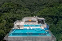 Huiting Yunju Hotel (Xishuangbanna Jinghong Gaozhuang West Shuangjing Xingguang Night Market Branch)
