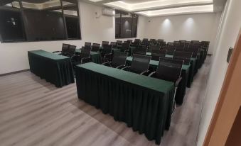 Yeste Hotel (Wuzhou Municipal Plaza)
