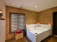 สเตอร์ลิง เลค พาเลซ อัลเลปี - รีสอร์ท