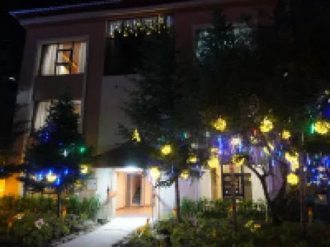 Yuanshe Theme Hotel Hoteles en Condado de Ngawa